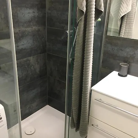 Slowackiego Park Apartment *